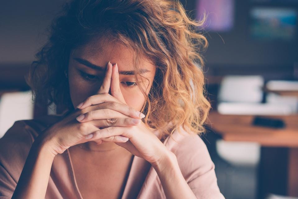 4 Mental Illness Signs You Need To See A Psychologist